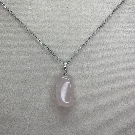 Necklace pendant - rose quartz | tumbled stone